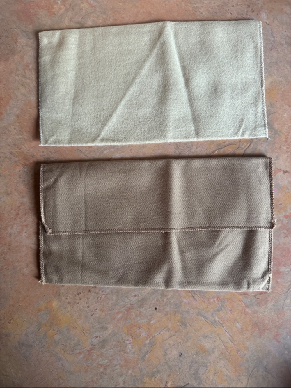 Vintage Burberry Men's Beige and Brown Dust Bag Set - Burberry Logo - Picture 2 of 2